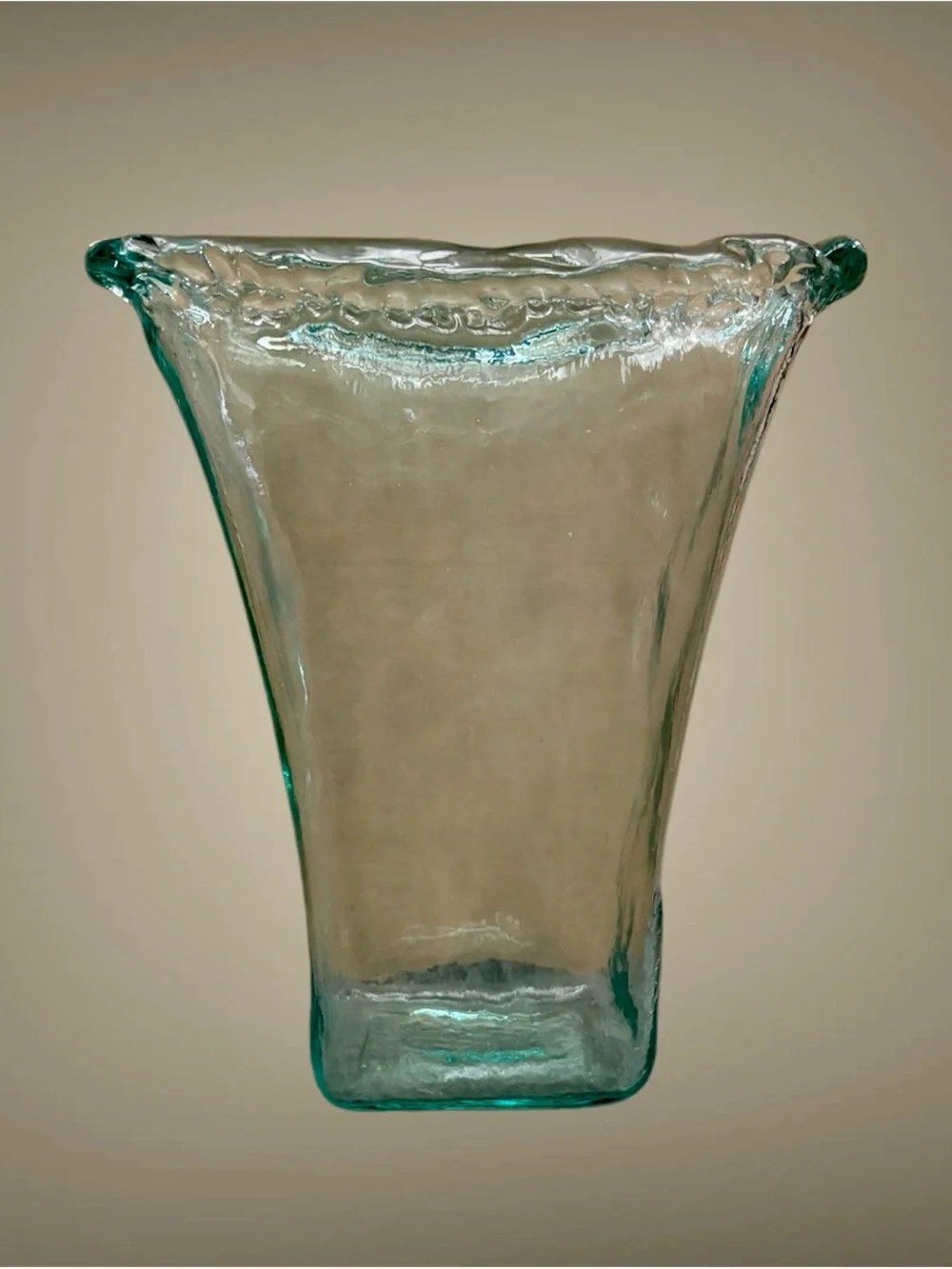 Vidrios San Miguel Studio 100% Recycled Glass Iceburg 9.5 Inch - Blown Glass